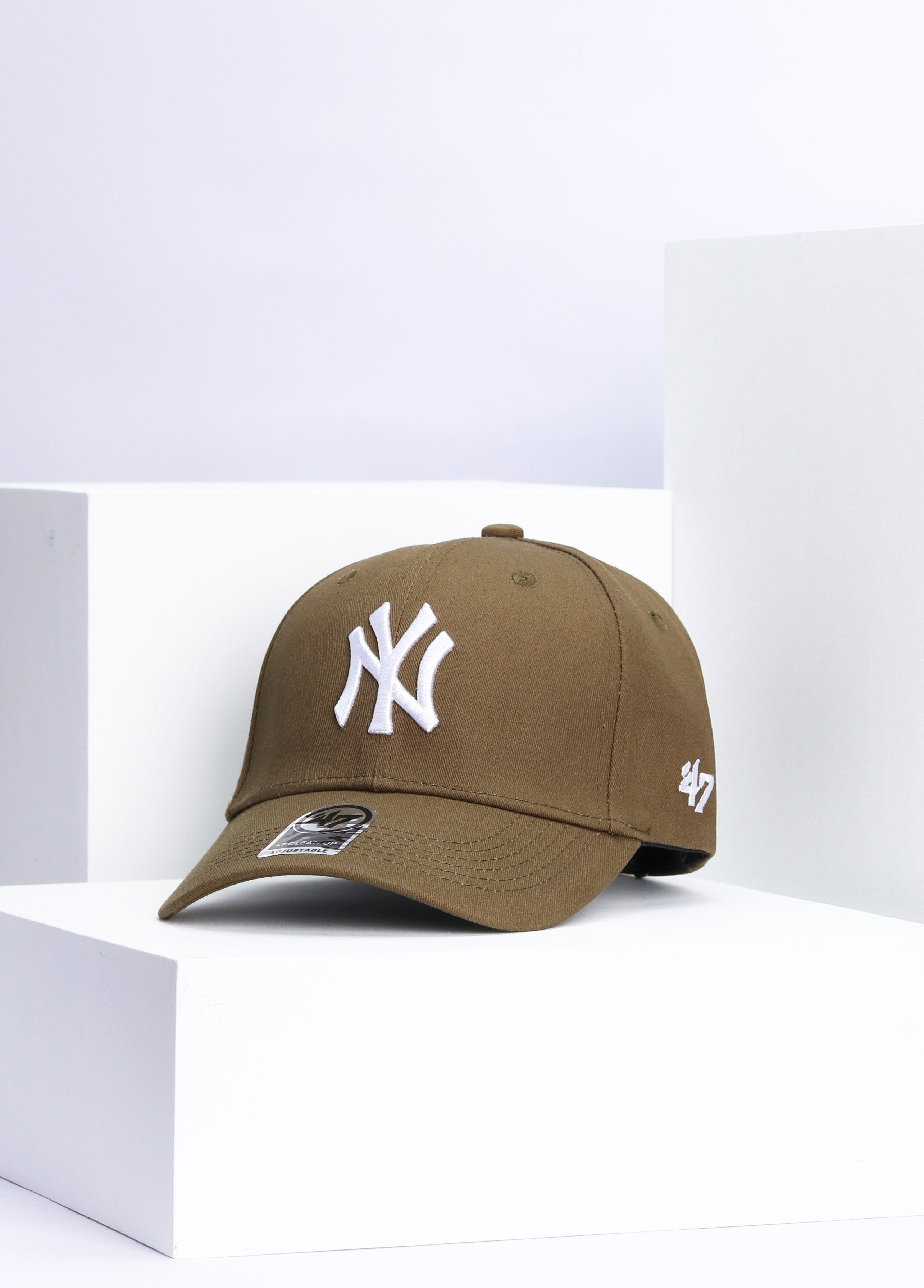 47 brand new york yankees raised basic 47b-67